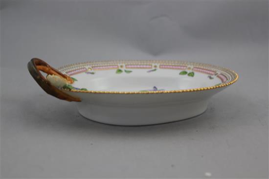 A Royal Copenhagen Flora Danica single-handled dish, second half 20th century, 22cm